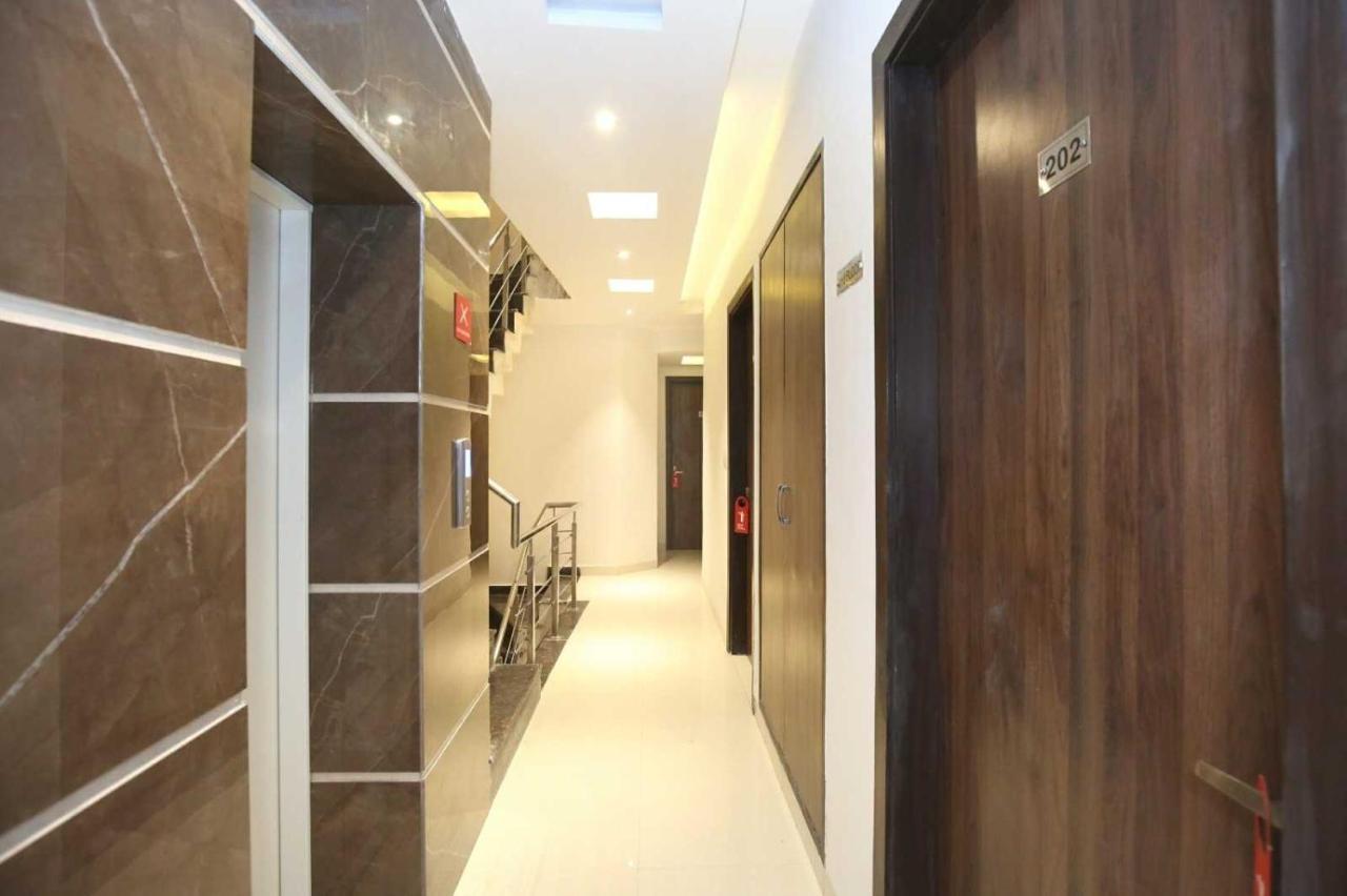 Hotel O Grand Star Amritsar Exterior photo
